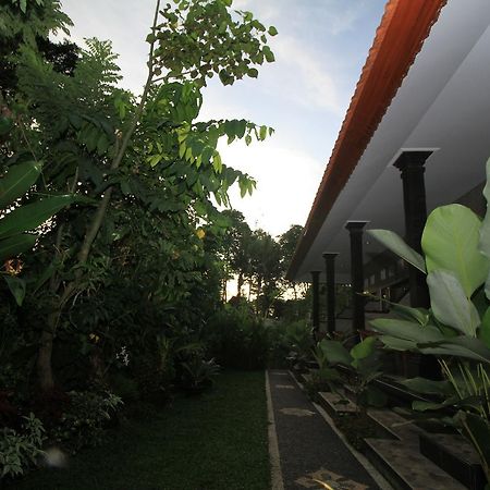 Teba Jati Guest House Ubud  Exterior photo